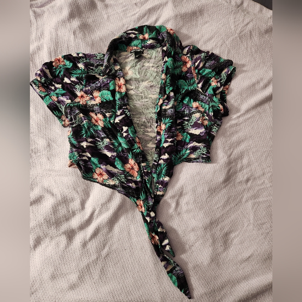 Dark tropical button up tie front shirt